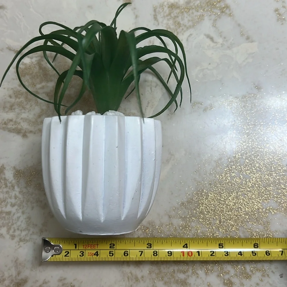 Indoor faux plant